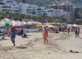 Sezoni veror në Vlorë, fluks pushuesish vendas dhe të huajsh