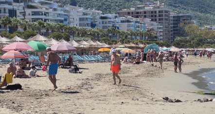 sezoni-veror-ne-vlore-fluks-pushuesish-vendas-dhe-te-huajsh