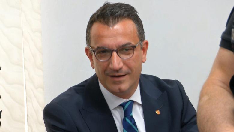 padia-kunder-ols-dados-zhvillohet-sot-seanca-e-veliajt-ne-administrative