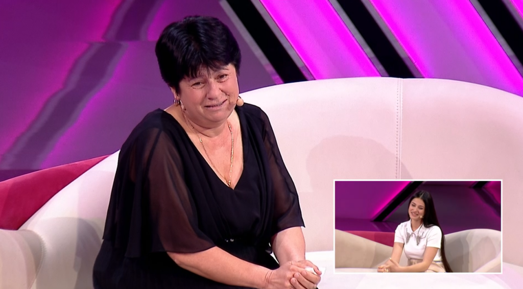  Një djalë më iku   Luftia u bën premtimin fëmijëve  Nëna nuk iu lë  Do bëhem e fortë
