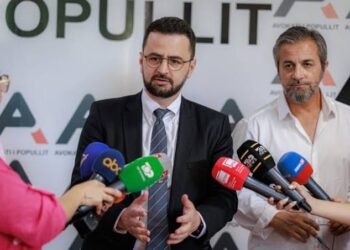 Avokati i Popullit mbështet nismën: Shteti duhet të garantojë kurimin e çdo fëmije