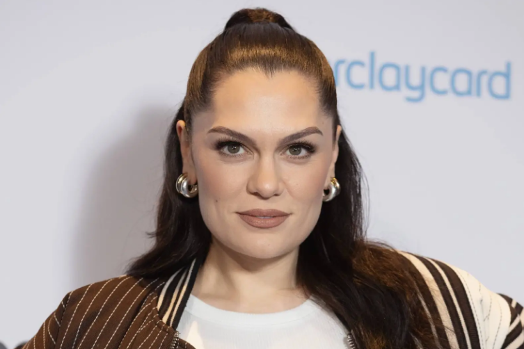 Më ndryshoi jetën   Jessie J rrëfen përjetimin pas betejës me kancerin e gjirit