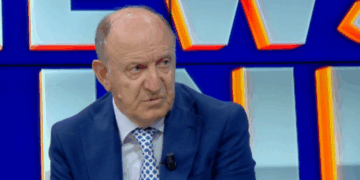 “Berisha është sjellë si një Ajatollah”, analisti: Irani dhe qarqe shoviniste greke po zhvillojnë luftë hibride në Shqipëri