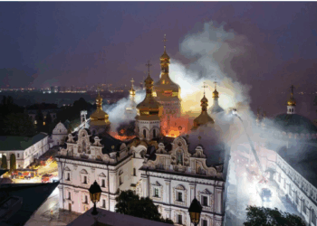 Bombardimet ruse vrasin 9 persona në Ukrainë, Lavra e Shpellave në flakë