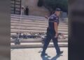 Tensione te Kryeministria, policia heq instalacionin e këpucëve, protestuesit përplasen me uniformat blu