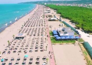 Rama publikon pamjet: Bukuria e detit të Spillesë, një nga destinacionet e verës