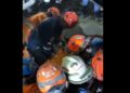 Pas ditësh nën rrënoja, 21-vjeçari del i gjallë nga gërmadhat e tërmetit në Venezuelë (VIDEO)