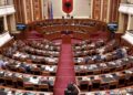 “Zvërneci” përplas PS-PD në Parlament, opozita: Policia dhunoi protestuesit! Mazhoranca: Investimi do të bëhet