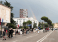 Protesta në ditën e 25-të, qytetarët marshojnë para Kryeministrisë