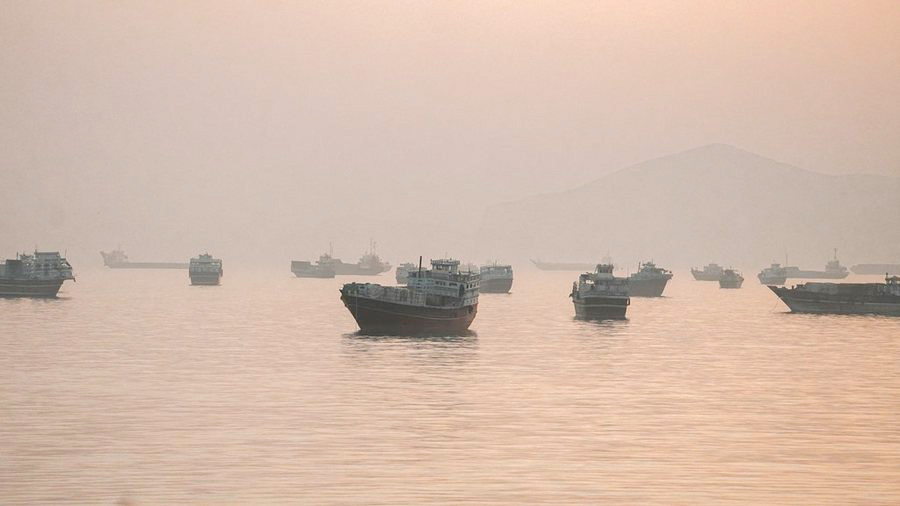 SHBA rrëzon dronë iranianë  tensione në Ngushticën e Hormuzit 