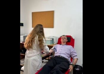 Punonjësit e Prefekturës së Qarkut Tiranë i bashkohen nismës për dhurimin vullnetar të gjakut