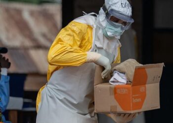OBSH: Shpërthimi i Ebolës në Afrikë mund të jetë ndër më të mëdhenjtë në histori
