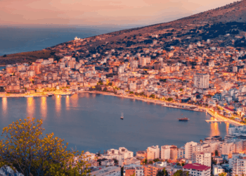 “Travel off Path”: Saranda kryeson listën e destinacioneve bregdetare më ekonomike në Europë