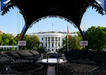 “Gladiatorë në Shtëpinë e Bardhë”, Trump përgatit festën më të madhe presidenciale në histori për 80-vjetorin e tij