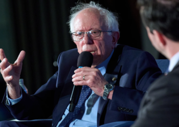 7 trilionë $ në lojë, Sanders kërkon që fitimet e AI të ndahen me qytetarët