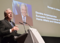 Belgjika kërkon arrestimin e ish-komisionerit europian, Dimitris Avramopoulos