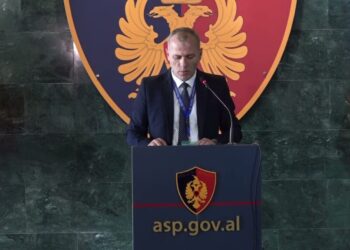Ish-drejtori i Policisë së Shkodrës, Gentian Berberi përjashtohet nga uniformat blu