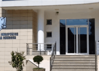 Mashtronte të huajt me programe studimi kundrejt pagesës, Prokuroria dërgon për gjykim 1 person