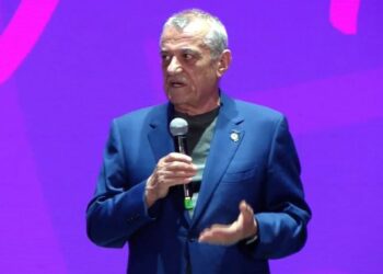 “Kam një amanet, mos harroni…”, porosia e Ruçit në 35-vjetorin e PS-së për deputetët dhe drejtuesit socialistë