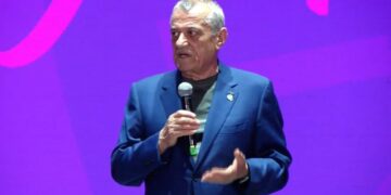 “Kam një amanet, mos harroni…”, porosia e Ruçit në 35-vjetorin e PS-së për deputetët dhe drejtuesit socialistë