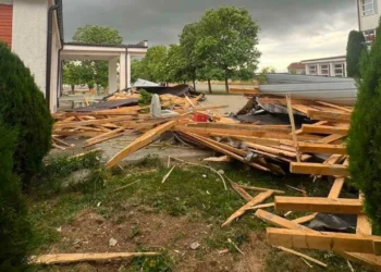 Pas Kosovës dhe Maqedonisë së Veriut, stuhia e fuqishme “mbërthen” Shqipërinë! Si paraqitet situata në vend