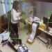 Dalin pamje të reja brenda Postës në Durrës, ish-shefja e Financës shihet me një thes në dorë (VIDEO)