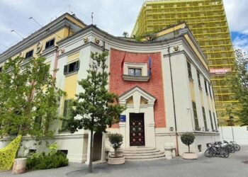 BKH sekuestron dokumente për dosjen “Veliaj” në Bashkinë e Tiranës