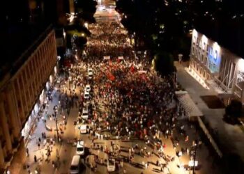 Patronpatronazhistët e protestës, mos kopjoni stilin dhe mllefin e pashërueshëm të Sali Berishës