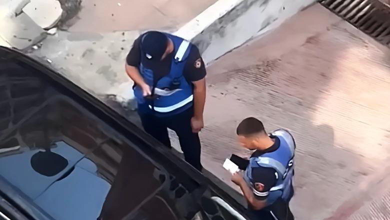 Arrestohen dy efektivë të Policisë në Tiranë  AMP  U kapën duke marrë ryshfet nga një shofer 