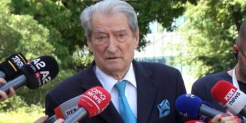 Berisha: Rama “varrosi” Reformën Territoriale, këto janë përpëlitjet e fundit të tij!