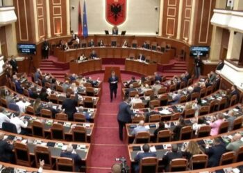 LIVE/ Marrëveshja me SHBA në Kuvend, Balla zbulon ku do të shkojnë 302 milionë dollarët për mbrojtjen