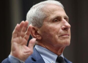 Fauci hesht për origjinën e Covid-19, përplaset me senatorin Rand Paul: Ka obsesion ndaj meje