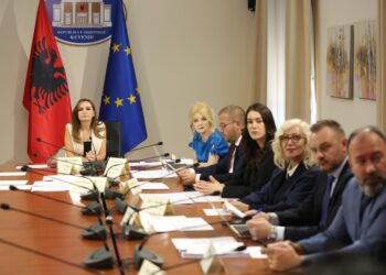 Komisioni parlamentar miraton ndryshimet për të drejtat e autorit dhe Agjencinë e Shoqërisë Civile