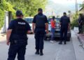 Vrasësi i Roskovecit liron ish-gruan, Policia rrethon zonën ku fshihet?