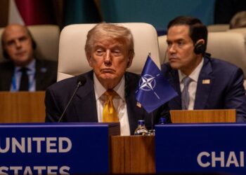 Trump në qorrsokak? Bomba, sanksione dhe dialog, strategjia që po përsëritet ndaj Iranit