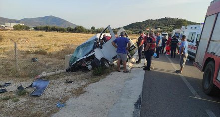 Aksident i rëndë në aksin Vlorë Llogara  humb jetën drejtuesi i mjetit  4 të plagosur