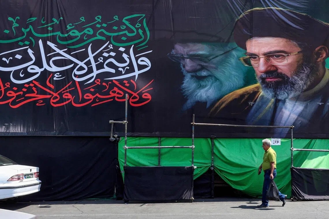  Mister  në ceremoninë mortore të Khamenei t  Ku është pasardhësi i tij 