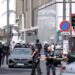 Terrori në Paris! Sulmoi me thika tre gra në rrugë, 31-vjeçari: Më urdhëroi Allahu ta bëj!