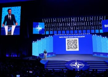 Ngushtica e Hormuzit në qendër të samitit, NATO dhe vendet e Gjirit kërkojnë zgjidhje për sigurinë detare