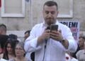Gazetari Muka në protestë: Jam mandatuar nga Grupi Koordinues! Rama jep dorëheqjen! Na rrahën rojet e Ulsi Manjës
