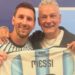Leo Messi i dhuron fanelën Roberto Baggios, pas fitores së Argjentinës ndaj Zvicrës