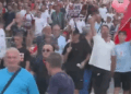 “Pa rini nuk ka Shqipëri”/ Qytetarët nisin marshimin drejt Kryeministrisë në ditën e 56-ë të protestës
