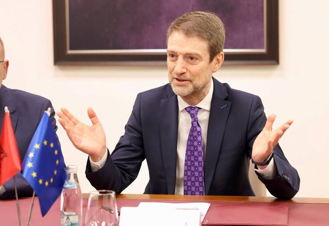 Ministri Hoxha  Shqipëria ka avancuar me ritme të shpejta në negociatat e anëtarësimit  BE të mbajë premtimin