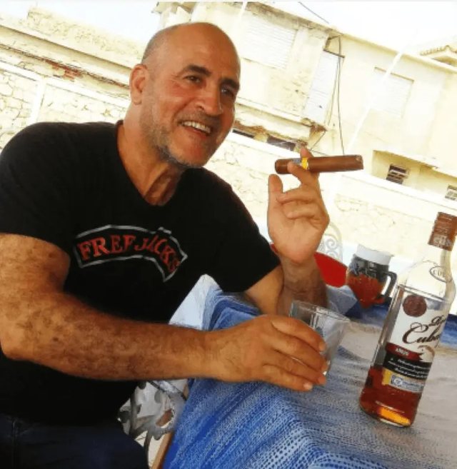 emri-i-tij-doli-ne-dosjet-epstein-gjendet-i-vdekur-agjenti-francez-i-modes