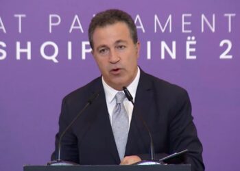 VIDEO/ Mbledhja e Grupit Parlamentar të PS-së, Peleshi zbulon risitë e Kuvendit për sesionin e ri