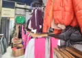 Çmimet e veshjeve “fluturojnë”, Shqipëria bëhet më e shtrenjta në rajon
