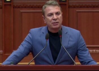 “Nuk kam qenë kurrë”, Gjiknuri mohon aludimet për takimin në Aruba