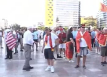 Protesta, nis grumbullimi i qytetarëve në sheshin “Skënderbej”