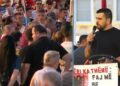 “Do ia marrim pushtetin me dhunë Ramës”, degjeneron gjuha e protestuesve para Kryeministrisë: Do ta tërheqim zvarrë