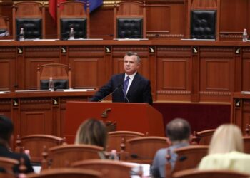 “Do të qeshë gjithë Shqipëria”, Balla paralajmëron publikimin e dokumentit me firmën e Berishës për Zvërnecin